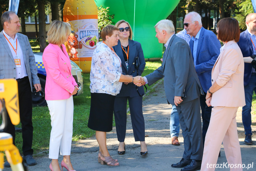 Rodzinny Piknik Naukowy w Naftówce