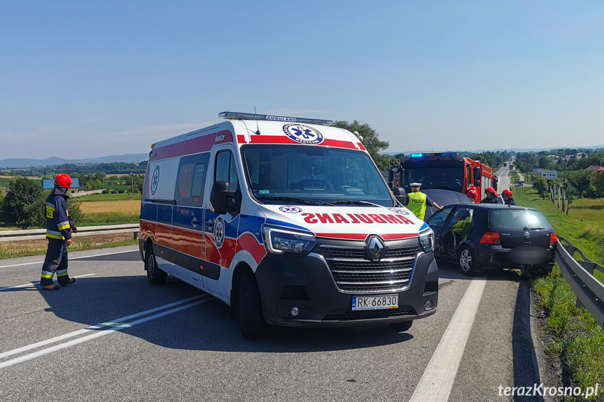 Rogi. Zderzenie osobówki z samochodem ciężarowym