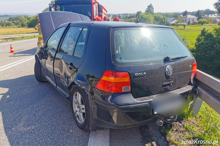 Rogi. Zderzenie osobówki z samochodem ciężarowym