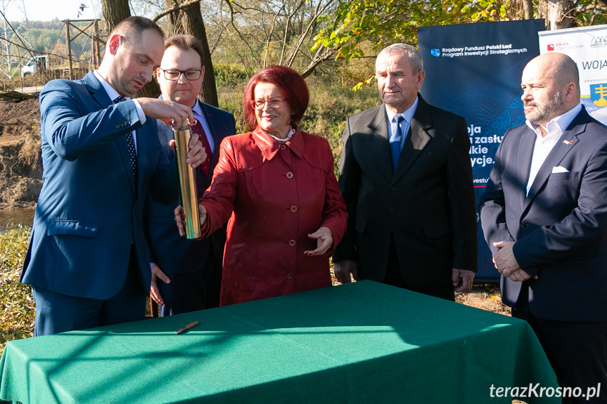 Rozpoczęcie budowy mostu w Łękach Strzyżowskich