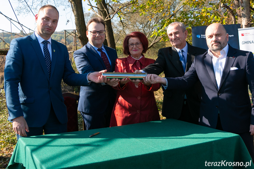 Rozpoczęcie budowy mostu w Łękach Strzyżowskich