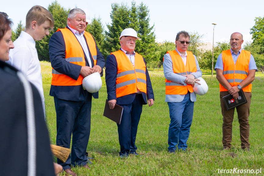 Rozpoczęcie budowy szkoły podstawowej w Sieniawie