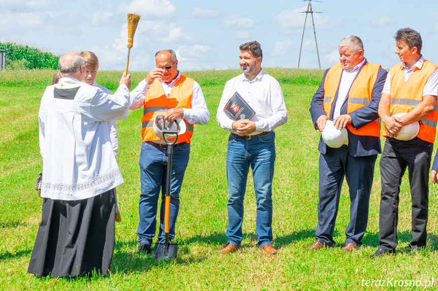 Rozpoczęcie budowy szkoły podstawowej w Sieniawie