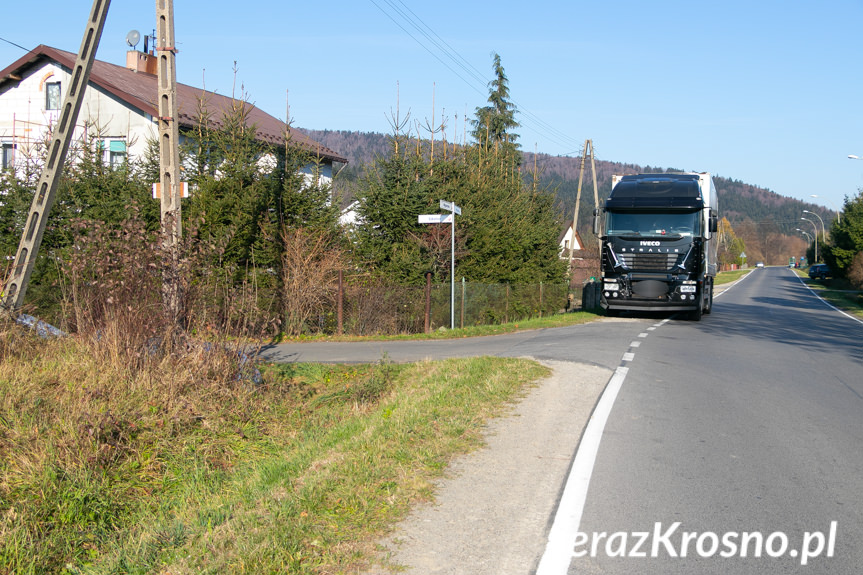 Rymanów Zdrój. Zderzenie osobówki z ciężarówką