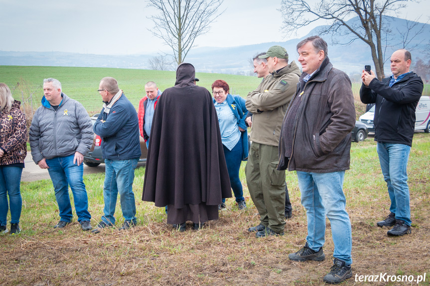 Sadzenie drzew i utworzenie Dębowej Alejki Papieskiej w Dukli