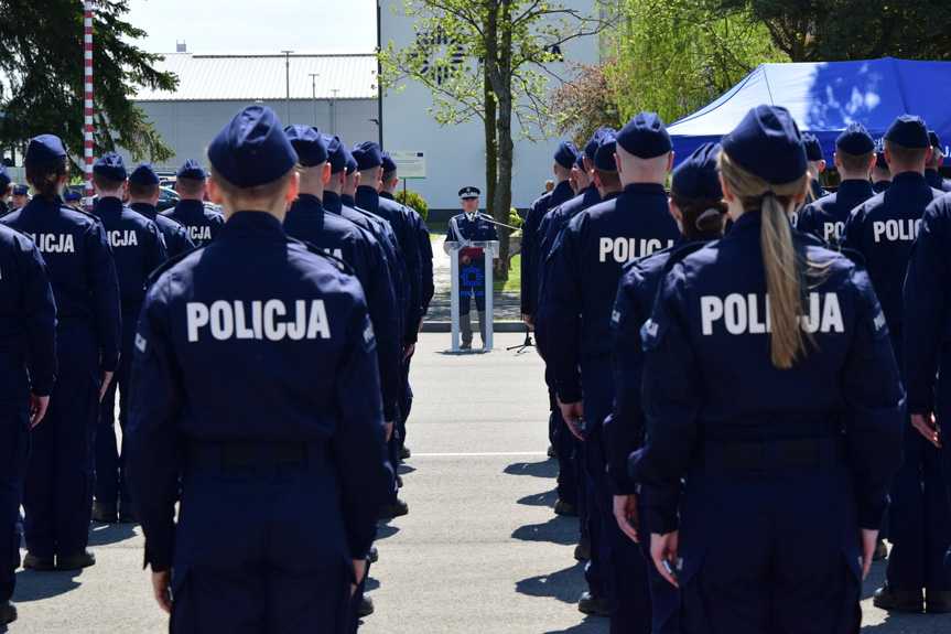 Ślubowanie nowych policjantów