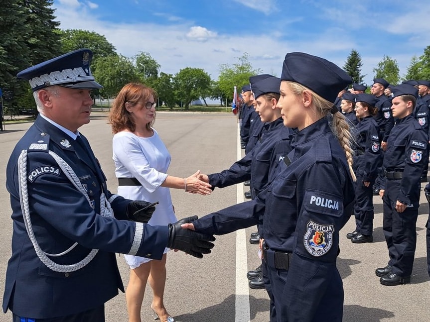 Ślubowanie nowych policjantów