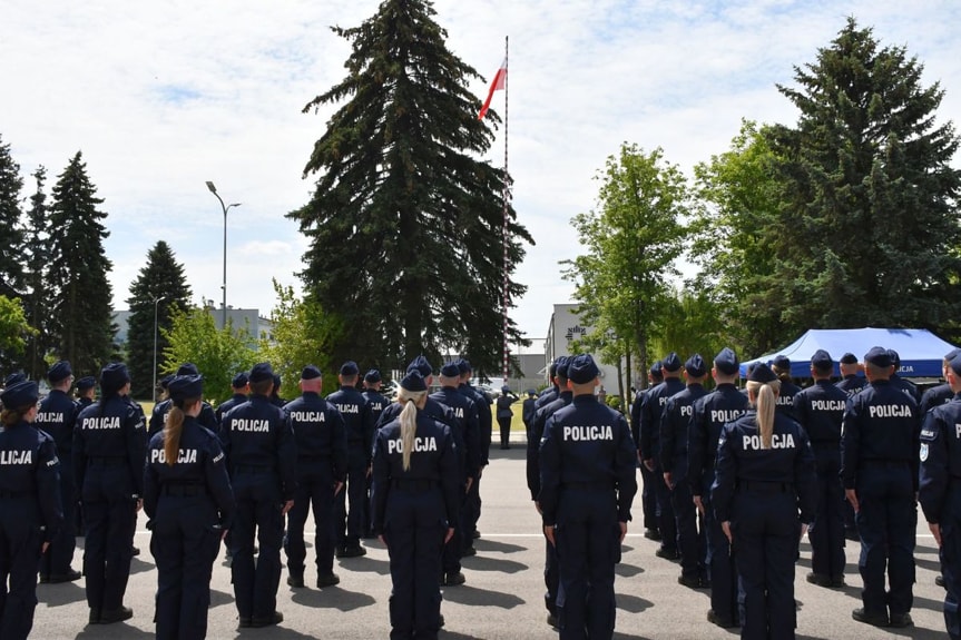 Ślubowanie nowych policjantów