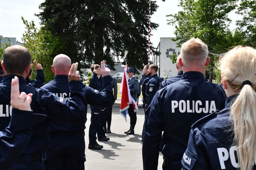 Ślubowanie nowych policjantów