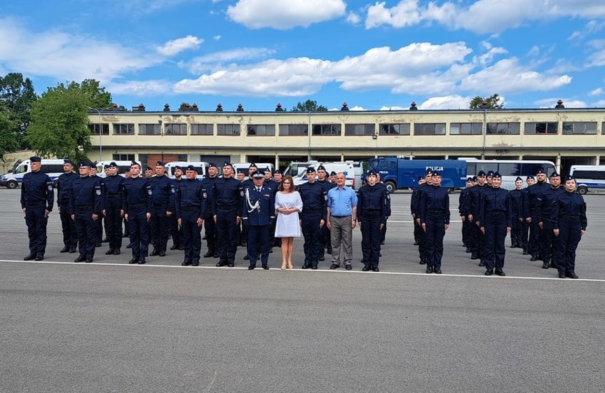 Ślubowanie nowych policjantów