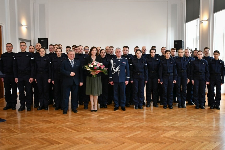 Ślubowanie nowych policjantów w Rzeszowie