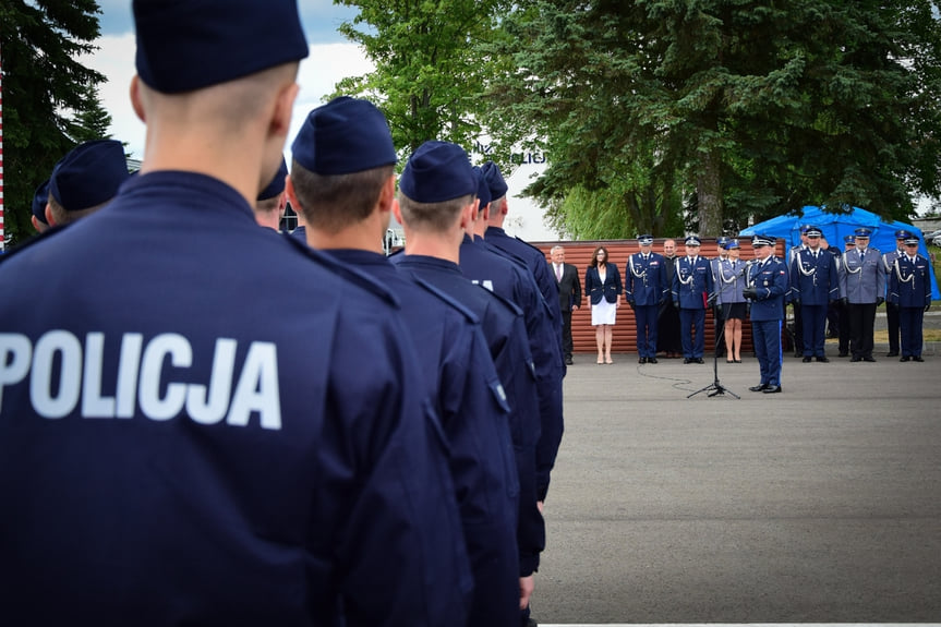 Ślubowanie nowych policjantów