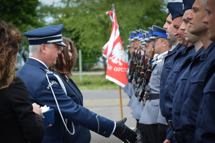 Ślubowanie nowych policjantów