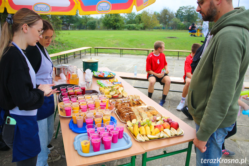 Sportowy dzień z Aktywną Szkołą w Zespole Szkół w Iwoniczu