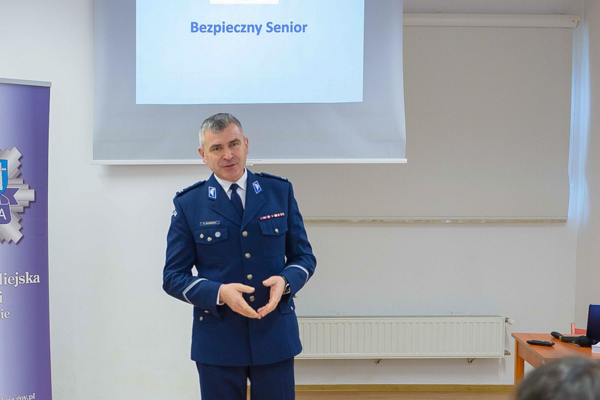 Spotkanie bezpieczny senior w Korczynie