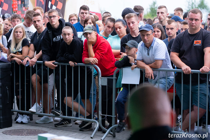 Spotkanie z Karoliną Pilarczyk i Buddą w Krośnie