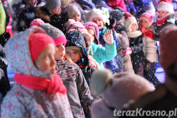 Spotkanie z mikołajem na rynku w Krośnie