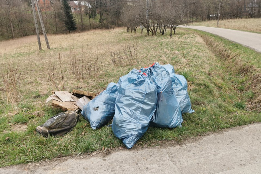 Sprzątanie gminy Korczyna