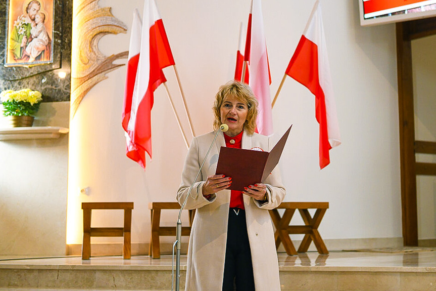 Środowiskowe Obchody Święta Niepodległości w SP w Potoku