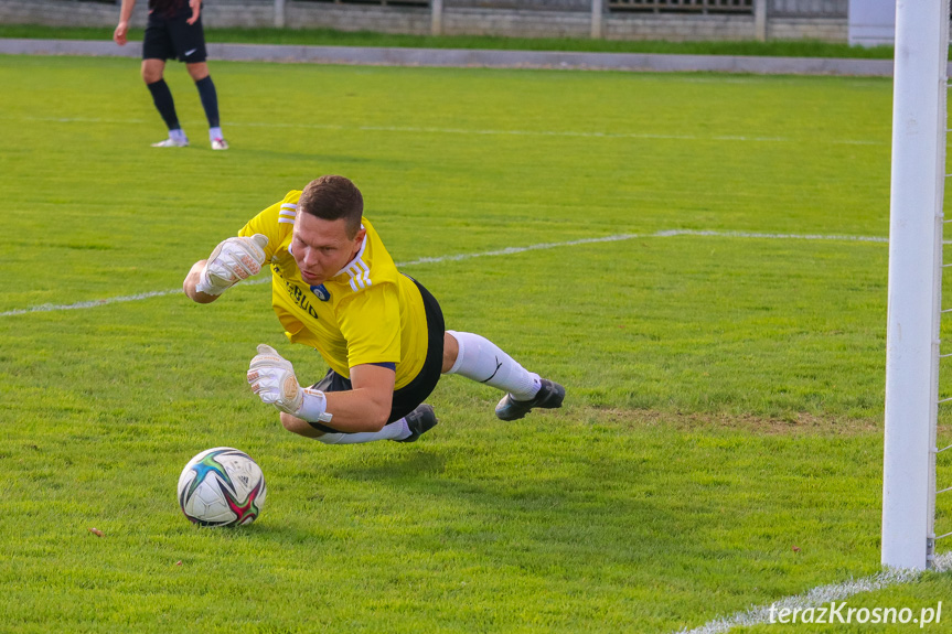 Start Rymanów - Tempo Nienaszów 13-2 