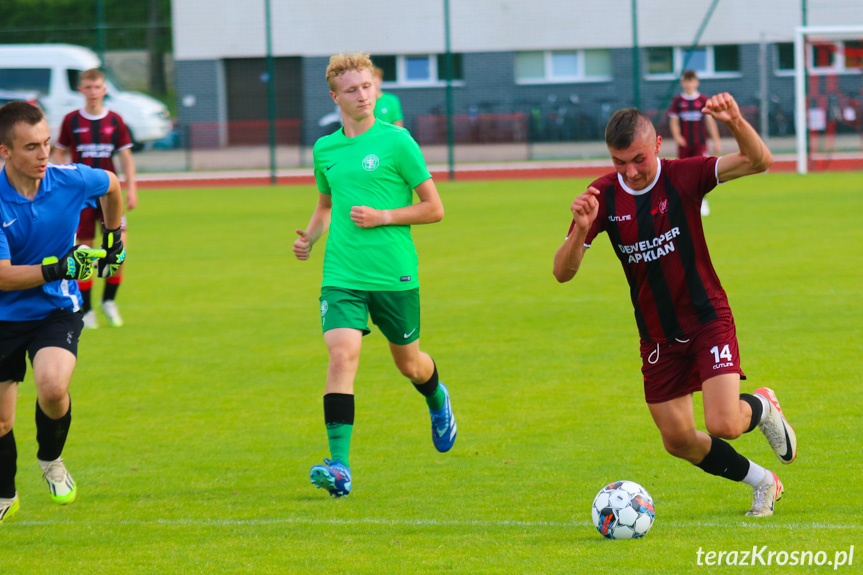 Start Rymanów - Zamczysko Odrzykoń 12-1 