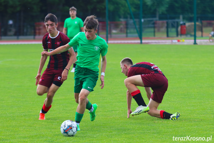 Start Rymanów - Zamczysko Odrzykoń 12-1 