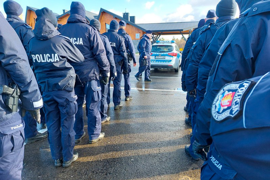 Studenci wzięli udział w policyjnych ćwiczeniach