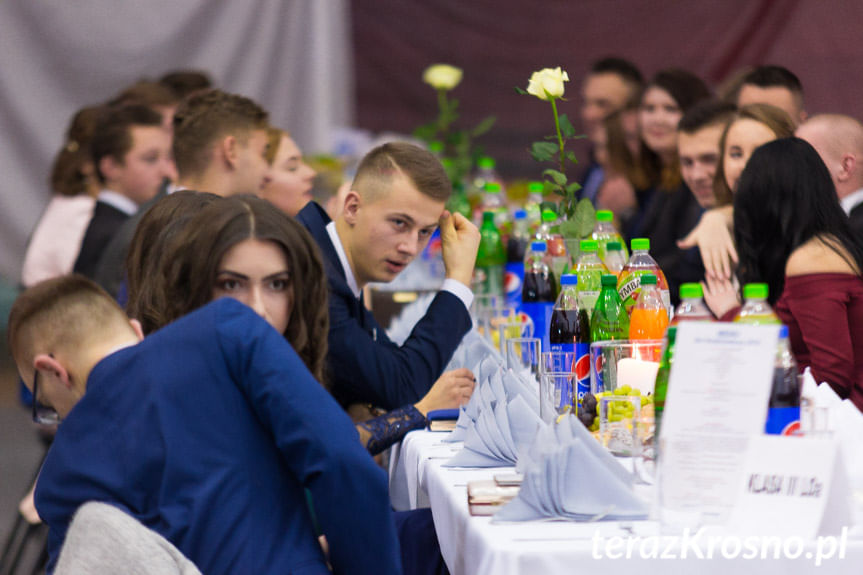 Studniówka w Szczepaniku