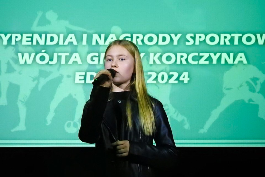 Stypendia i nagrody wójta gminy Korczyna rozdane