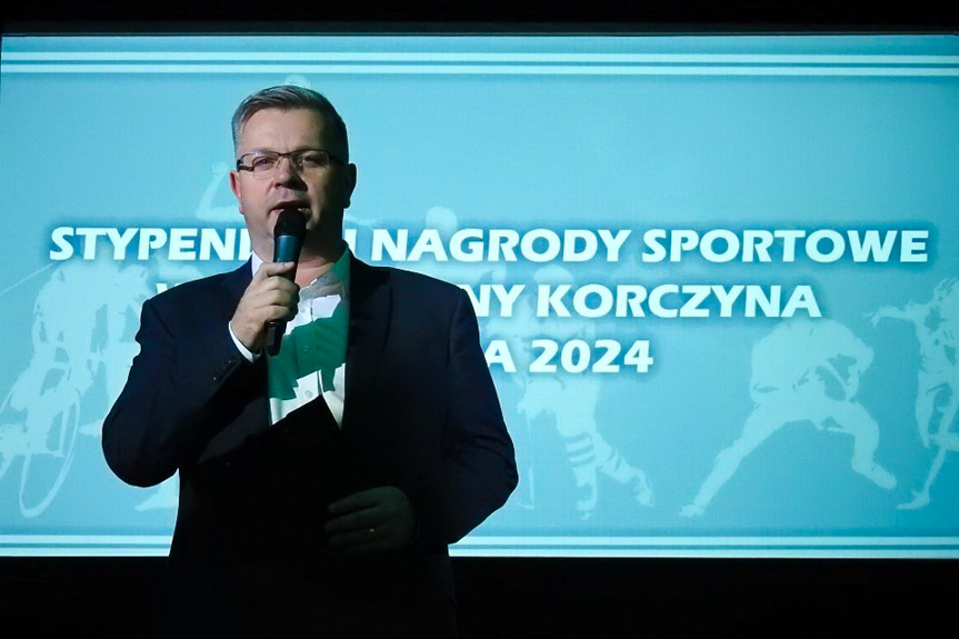 Stypendia i nagrody wójta gminy Korczyna rozdane