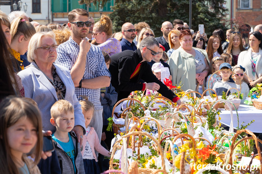 Święcenie pokarmów w Krośnie