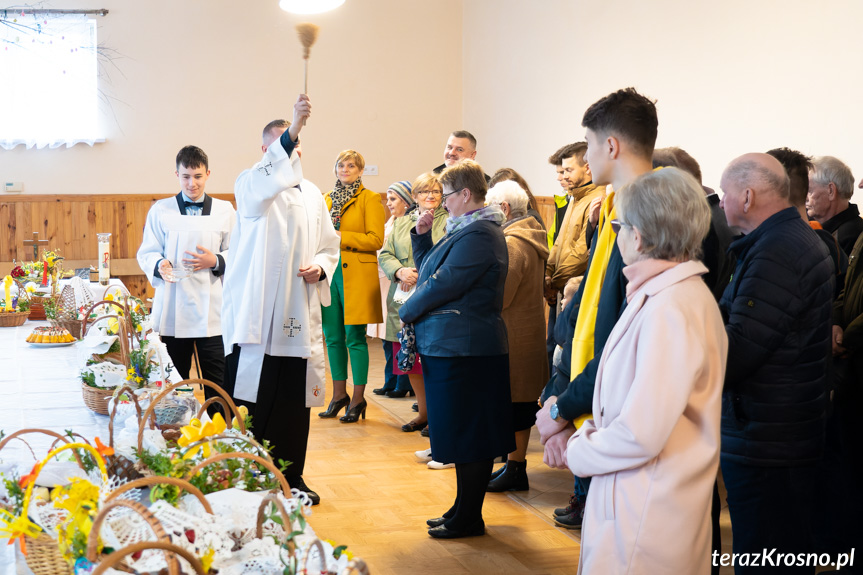 Święcenie pokarmów w Machnówce i Świerzowej Polskiej