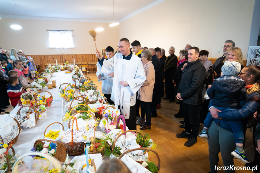 Święcenie pokarmów w Machnówce i Świerzowej Polskiej