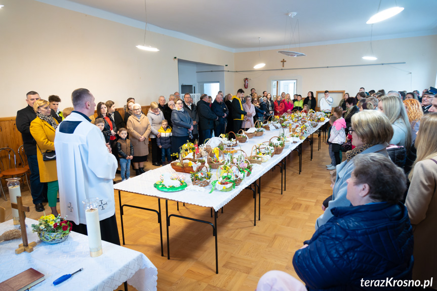 Święcenie pokarmów w Machnówce i Świerzowej Polskiej