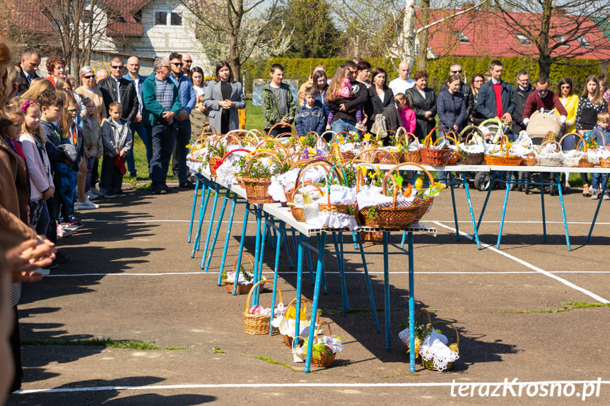 Święcenie pokarmów w Świerzowej Polskiej