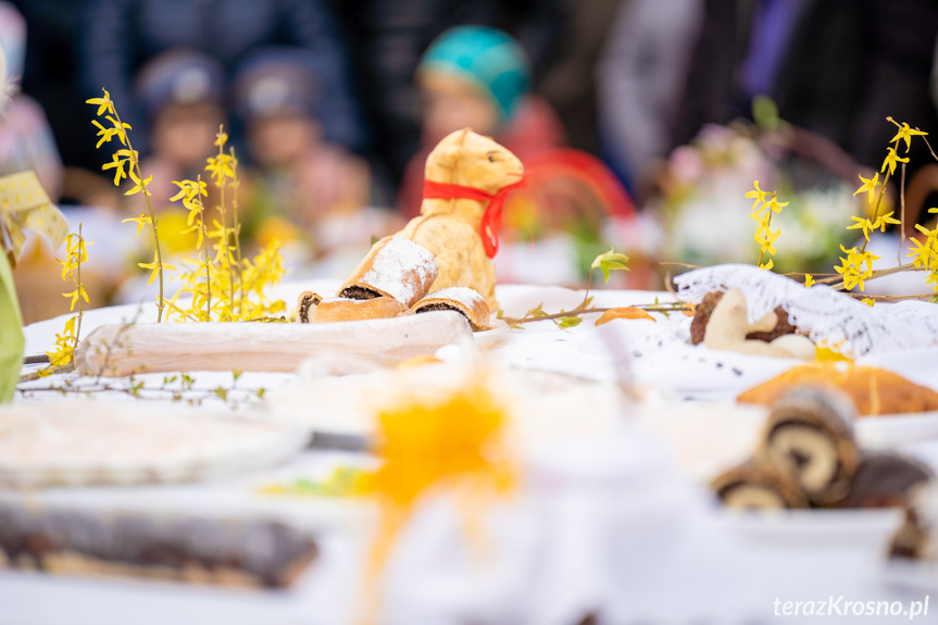 Święcenie Pokarmów Wielkanocnych na krośnieńskim Rynku