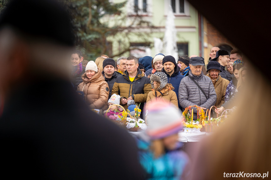 Święcenie Pokarmów Wielkanocnych na krośnieńskim Rynku