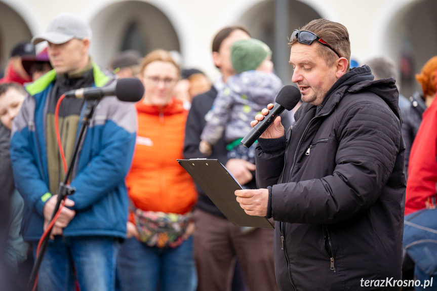 Święcenie Pokarmów Wielkanocnych na krośnieńskim Rynku