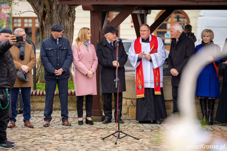 Święcenie Pokarmów Wielkanocnych na krośnieńskim Rynku