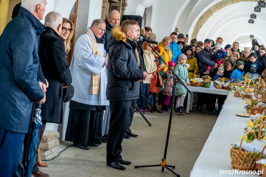 Święcenie Pokarmów Wielkanocnych na krośnieńskim rynku