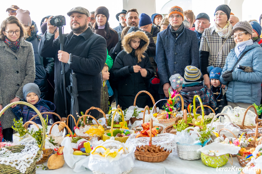 Święcenie Pokarmów Wielkanocnych na krośnieńskim rynku