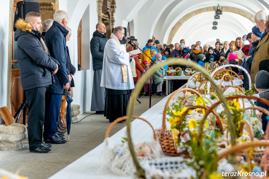 Święcenie Pokarmów Wielkanocnych na krośnieńskim rynku