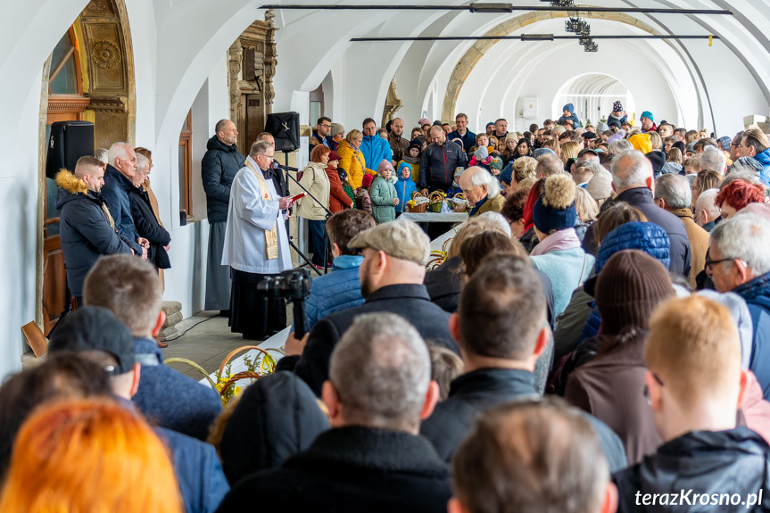 Święcenie Pokarmów Wielkanocnych na krośnieńskim rynku