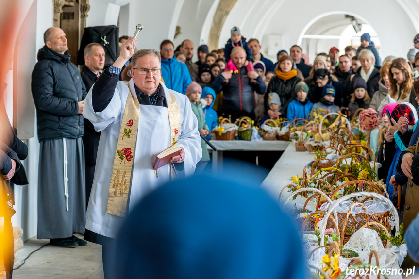 Święcenie Pokarmów Wielkanocnych na krośnieńskim rynku