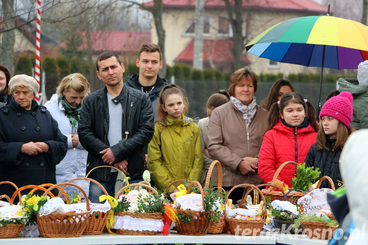 Święcenie pokarmów wielkanocnych w Świerzowej Polskiej