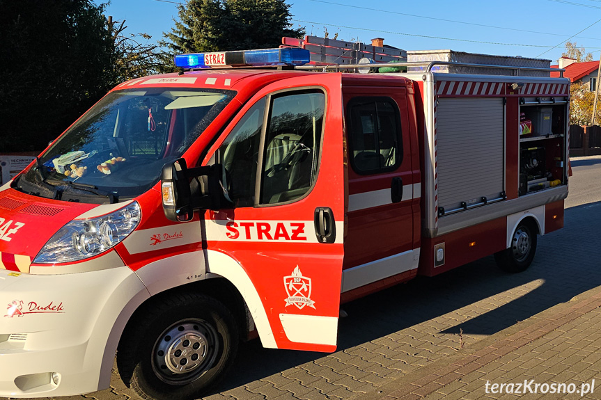 Świerzowa Polska. Wszystkie służby w gotowości, a mężczyzna smacznie spał