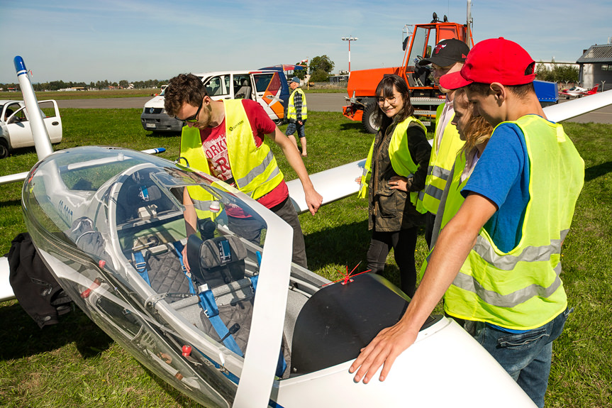 Szkolenie lotnicze uczniów Mechanika