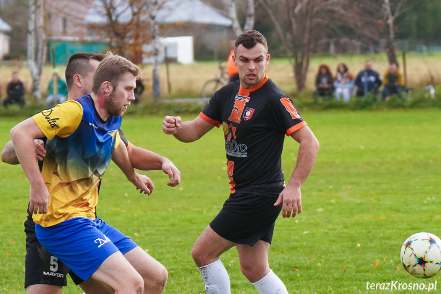 Tęcza Zręcin - Czardasz Osiek Jasielski 1:2