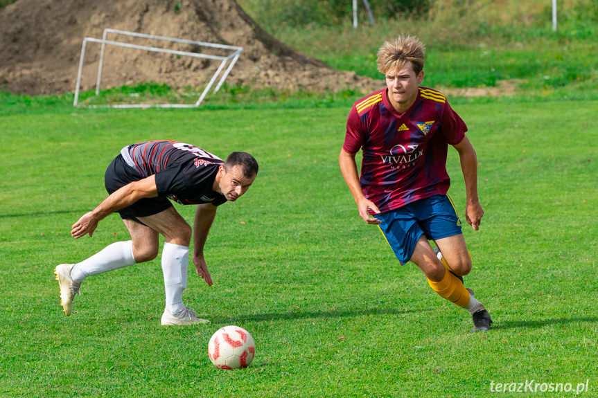 Tęcza Zręcin - Czardasz Osiek Jasielski 2:4