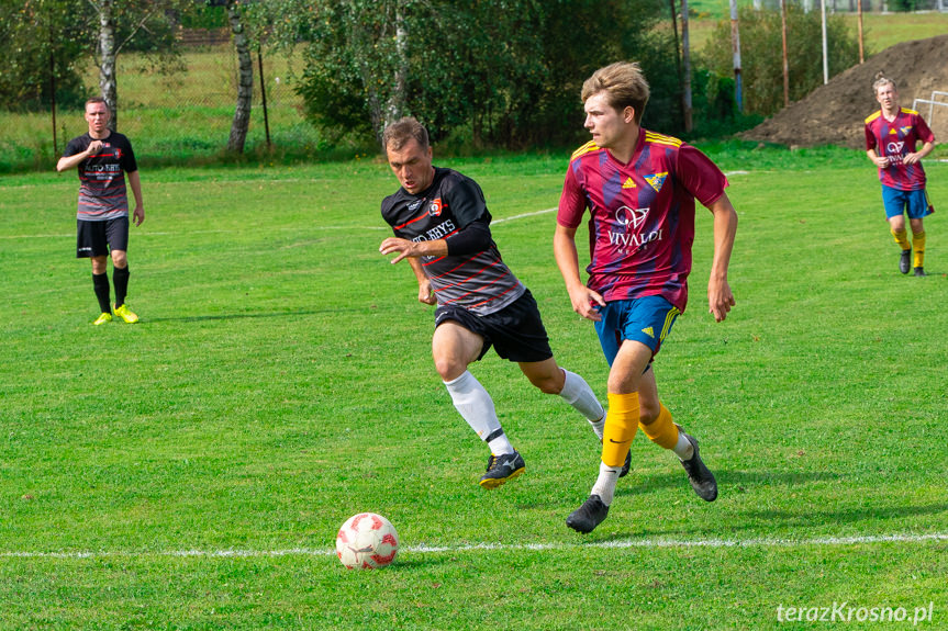 Tęcza Zręcin - Czardasz Osiek Jasielski 2:4